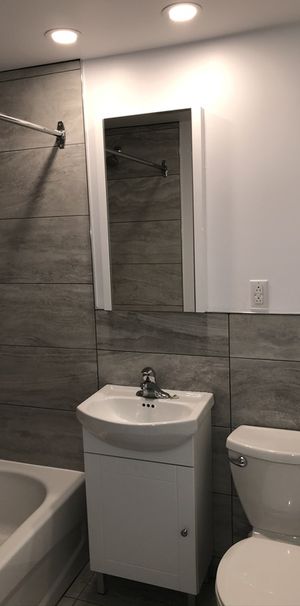 2 ½ Poele Frigo Eau Chaude Inclus Juille - Photo 1