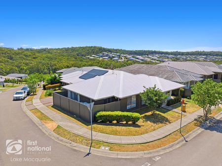 LOW MAINTENANCE STYLISH LIVING - Photo 5