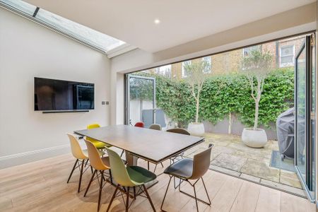 5 bedroom terraced house to rent - Photo 2