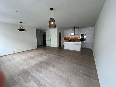 Appartement te huur - Foto 2