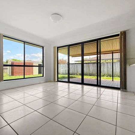 Modern 4-Bedroom Family Home in Ningi - Photo 2