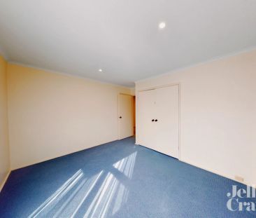 2 Bed, 1 Bath - Photo 4