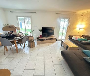 Location Appartement 3 pièces 70m² MARTIGUES 13500 - Photo 1