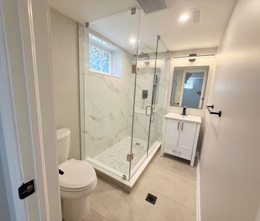 For Lease - 200 Trent Street, Whitby, Ontario - Photo 6