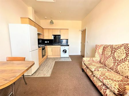 A 1 Bedroom Flat Instruction to Let in Hastings - Photo 3