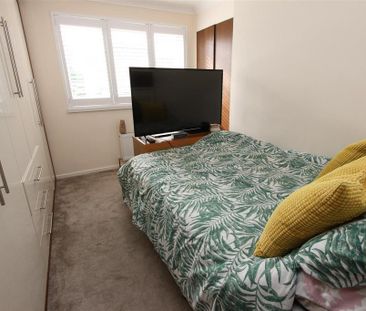 3 bedroom terraced house to rent - Photo 6