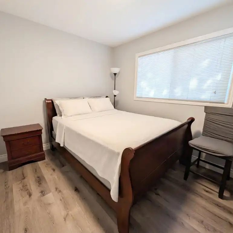 104 East 41st Street - 1 — 3 Bedroom - Photo 1