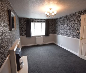 To Let 2 Bed Apartment - Photo 1