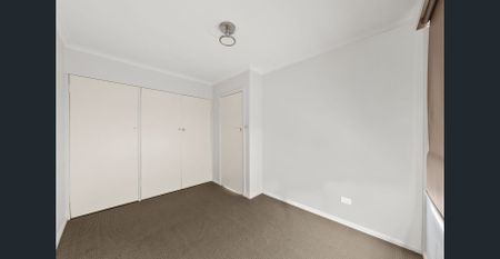 TWO STOREY TOWNHOUSE METRES FROM HIGHETT RESERVE - Photo 3