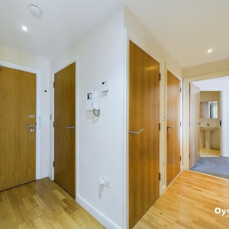 2 bedroom apartment to rent - Photo 1