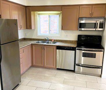 For Lease - 490 Activa Avenue Unit# UPPER, Kitchener, Ontario - Photo 6