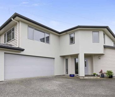 9 Yarnbrook Grove, Churton Park, Wellington City - Photo 3