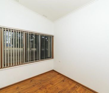 48 Carinya Street, Queanbeyan - Photo 4