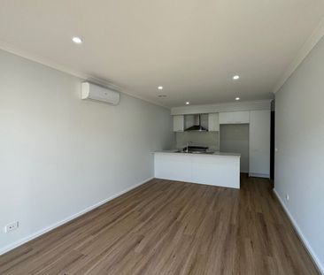 Just 12 months new. - Photo 6