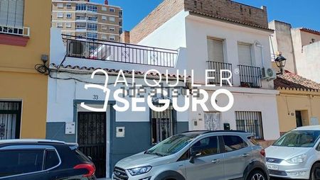 Alquiler de casa o chalet independiente en Calle Lasso de la Vega - Photo 5