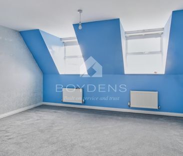 Robin Crescent, Colchester - Photo 2