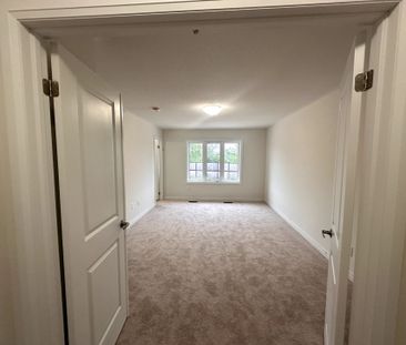 For Lease - 110 Turnberry Lane, Barrie, Ontario - Photo 6