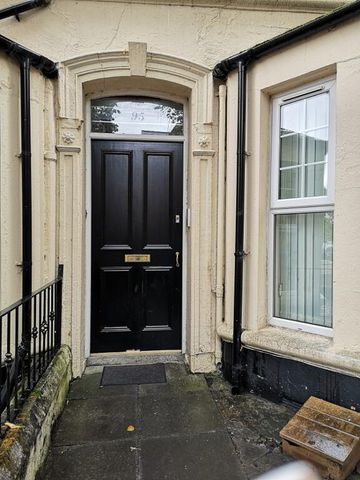 Unit 1, 95 University Avenue, Belfast, BT7 1GX - Photo 3