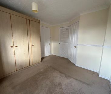 3 bedroom terraced house to rent - Photo 6