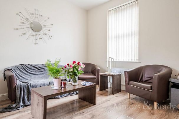 3 bedroom semi-detached house to rent - Photo 1