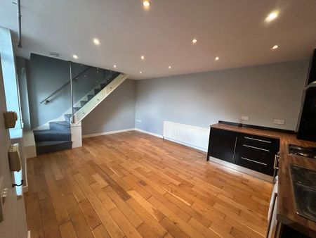 1 bedroom barn conversion to rent - Photo 2