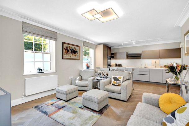 St Georges Heights, 4 Claremont Lane, Esher, KT10 flat to rent - Photo 1