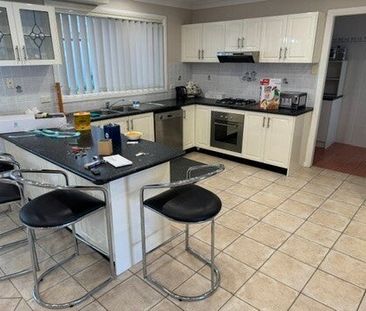 Prestons - Photo 6