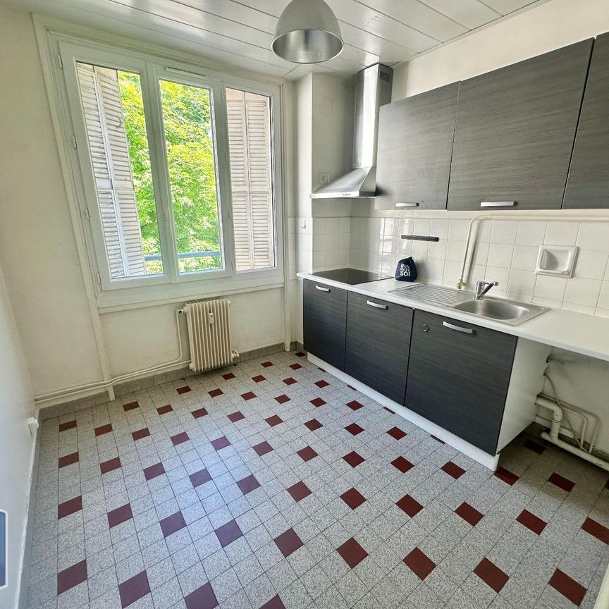 Location Appartement 3 pièces 61m² LYON 3ème - Photo 1