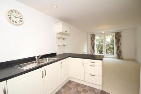 1 bedroom flat to rent - Photo 4