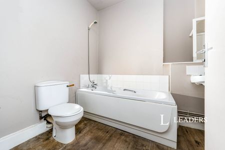 2 bedroom apartment to rent Duncombe Street, Bletchley, Milton Keynes, MK2 - Photo 2