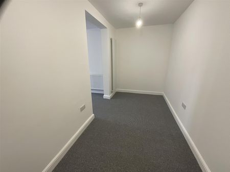 North Marine Road, YO12 7HT, Scarborough - Photo 3