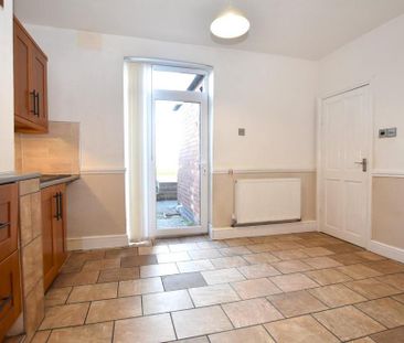 3 bedroom terraced house to rent - Photo 4