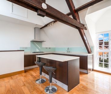8 THE STABLES, SAINT HELEN'S WOOD, BOOTERSTOWN, BLACKROCK, CO. DUBL... - Photo 4