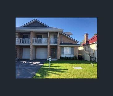 PRESTIGE PROPERTY SITUATED IN PENRITH - Photo 2