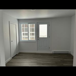 Logement 4 1/2 à Louer Bois-des-filion - Photo 3