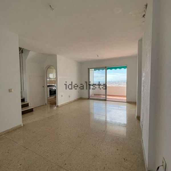 Alquiler de dúplex en Calle Gladiolos, 24 - Photo 1