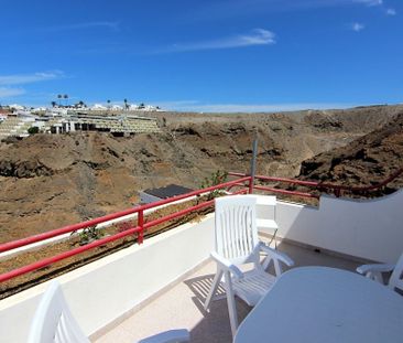 Apartment to rent in Puerto Rico, Gran Canaria with sea view - Photo 1