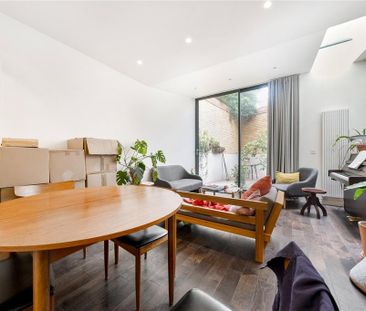 3 bedroom semi-detached house to rent - Photo 2