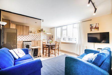 Room in a Shared Flat, New Place Square, SE16 - Photo 2