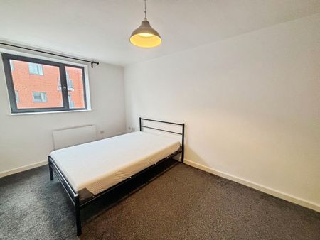 2 bedroom apartment to rent - Photo 2