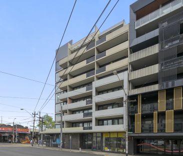 Stylish Apartment on the Edge of Thornbury - Photo 5