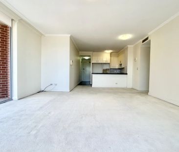 112/10 Webb Street, Croydon. - Photo 3