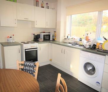 4 bedroom house to rent - Photo 3