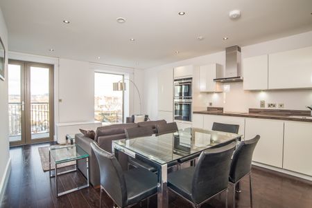 2 bedroom apartment to rent - Photo 2