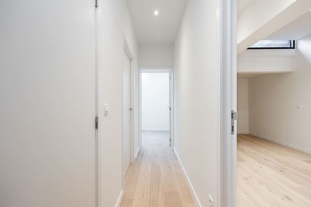 Charmant gelijkvloers appartement met lift en kelderberging - Photo 3