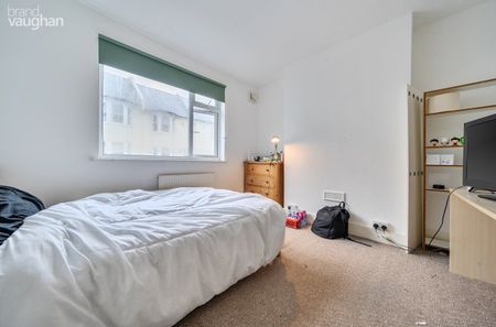 5 bedroom terraced house to rent - Photo 2