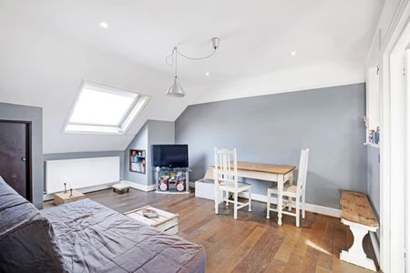 2 Bed Flat, Underhill Road, SE22 - Photo 3