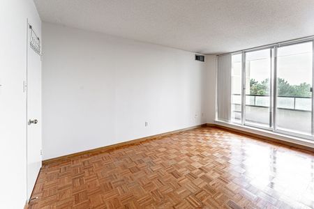 For Lease - 350 Alton Towers Circle Unit# 401, Toronto, Ontario - Photo 4