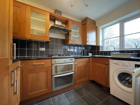 2 bedroom terraced house to rent - Photo 5
