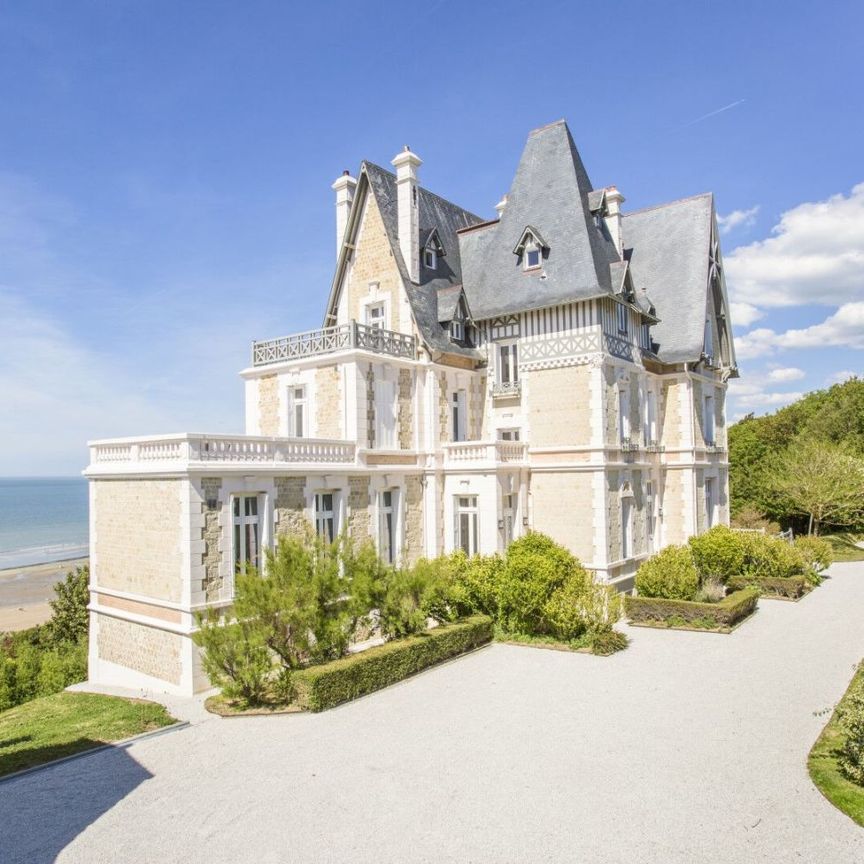 Normandie, Benerville-sur-Mer, à louer, propriété avec vue imprenable sur la mer. - Photo 1